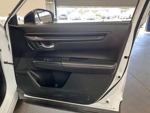Used 2024 Honda CR-V Sport image 12