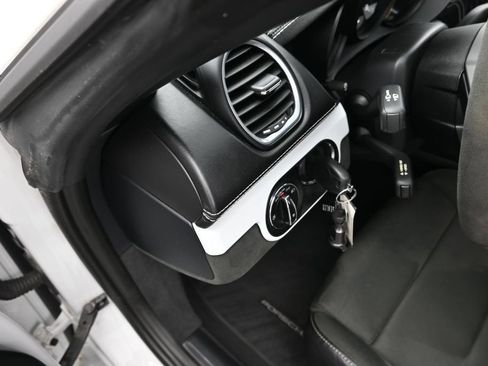 Certified 2022 Porsche 718 Boxster Spyder RWD image 16