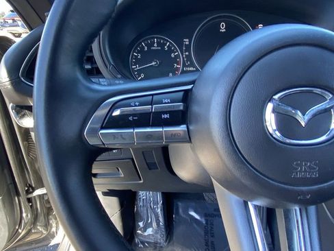 Used 2022 MAZDA MAZDA3 s image 20