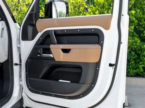 New 2026 Land Rover Defender 110 S AWD/4WD image 49