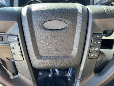 Used 2014 Ford F150 XLT w/ Trailer Tow Package image 17
