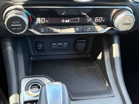 Used 2024 Nissan Sentra SR FWD image 22