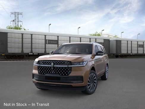 New 2026 Lincoln Navigator Black Label AWD/4WD image 2