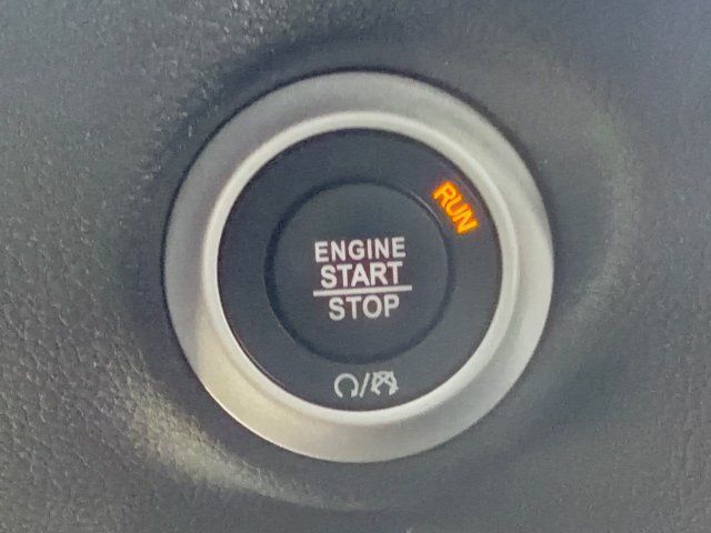 Used 2023 Chrysler Pacifica Limited w/ Uconnect Theater Family Group AWD/4WD image 26