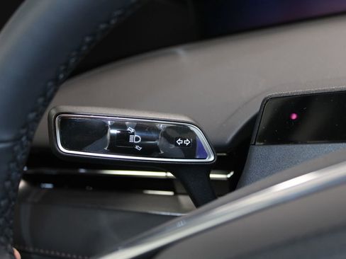 New 2026 Lincoln Nautilus Premier w/ Equipment Group 102A image 36