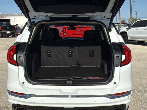 Used 2018 GMC Terrain Denali w/ Advanced Safety Package image 24