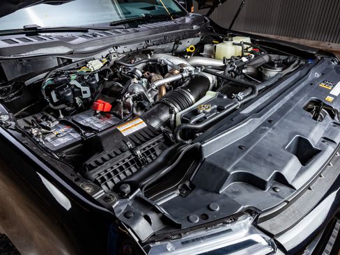 Used 2025 Ford F250 Lariat w/ Lariat Ultimate Package image 41