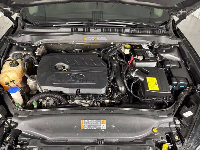 Used 2017 Ford Fusion SE FWD image 27