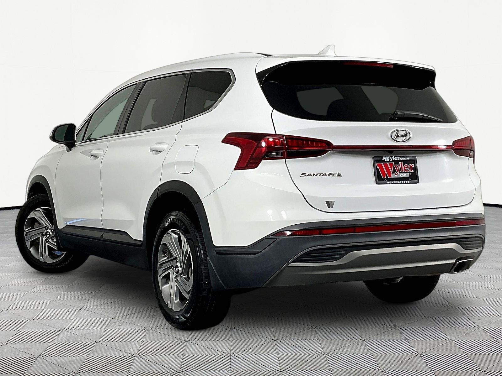 Certified 2023 Hyundai Santa Fe SE FWD image 4