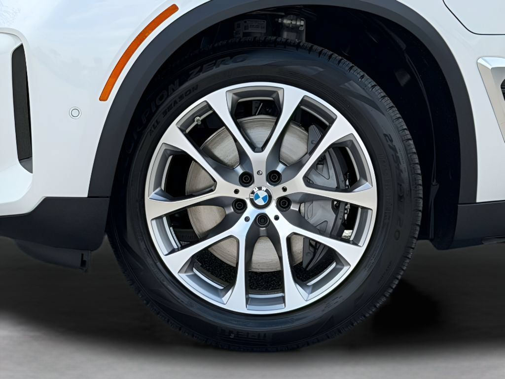 New 2026 BMW X5 xDrive50e AWD/4WD image 28