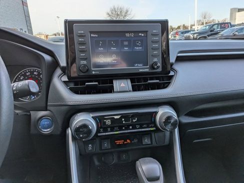 Used 2021 Toyota RAV4 XLE w/ Convenience Package image 12
