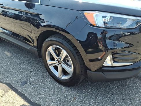 Certified 2024 Ford Edge SEL w/ Convenience Package AWD/4WD image 5