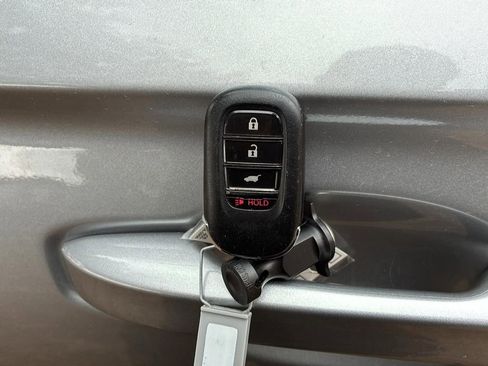 Used 2023 Honda CR-V LX image 43