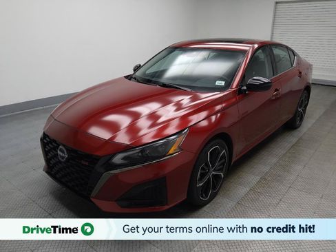 Used 2023 Nissan Altima 2.5 SR w/ SR Premium Package AWD/4WD image 1