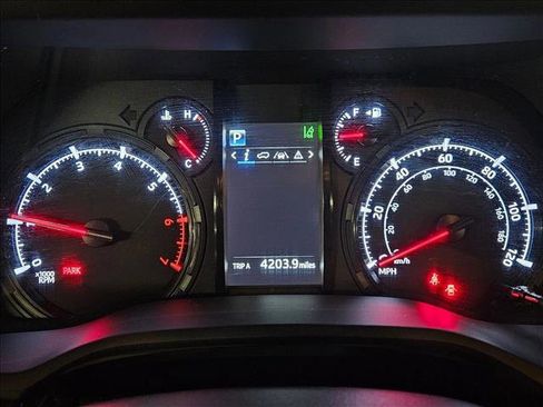 Used 2021 Toyota 4Runner SR5 image 11