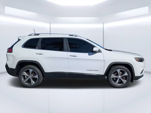 Used 2020 Jeep Cherokee Limited FWD image 2