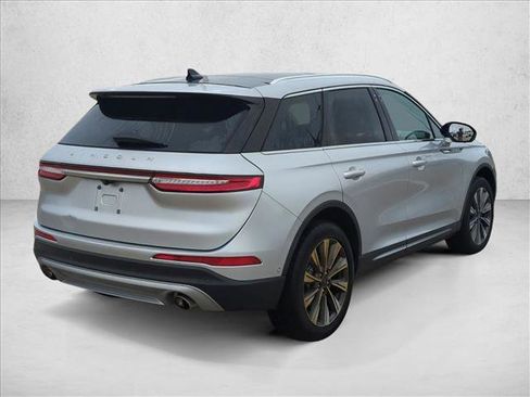 Used 2020 Lincoln Corsair Reserve w/ Equipment Group 201A image 4