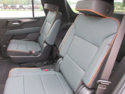 New 2026 GMC Yukon AT4 AWD/4WD image 12