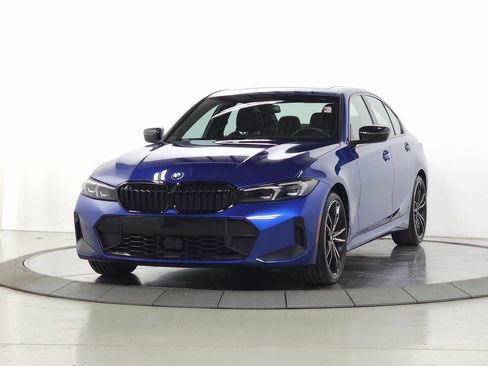 Used 2023 BMW 330i xDrive Sedan w/ M Sport Package AWD/4WD image 3