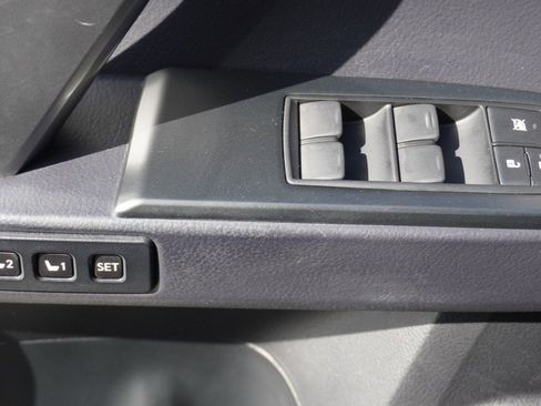 Certified 2023 Lexus GX 460 Premium w/ Premium Package image 24