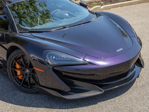 Used 2019 McLaren 600LT RWD image 16
