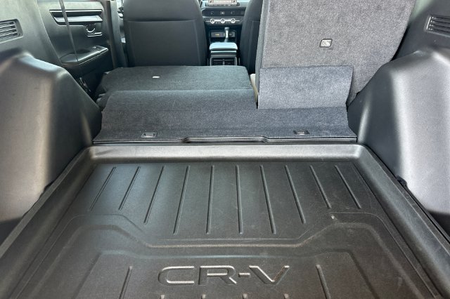 Used 2024 Honda CR-V LX image 17