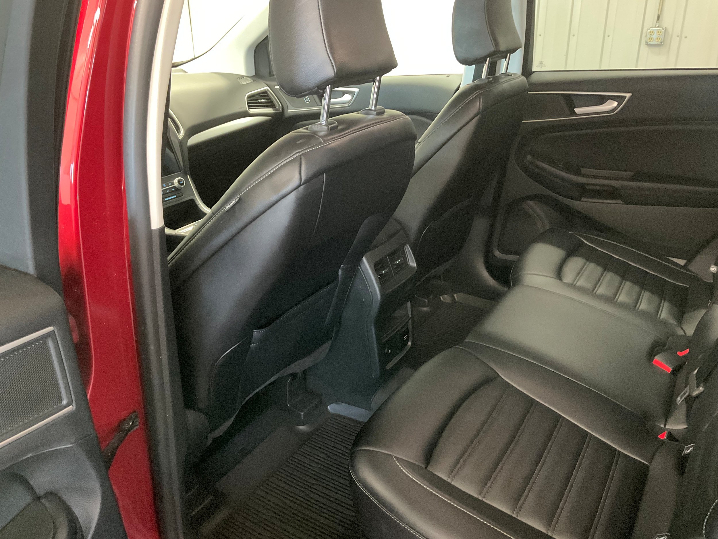 Used 2024 Ford Edge SEL w/ Convenience Package AWD/4WD image 20