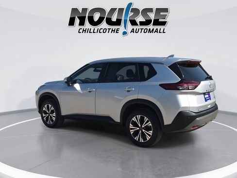 Used 2023 Nissan Rogue SV FWD image 6