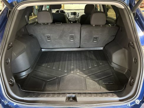 Used 2022 Chevrolet Equinox LT AWD/4WD image 12