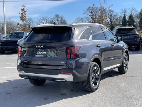 New 2026 Kia Sorento S image 7