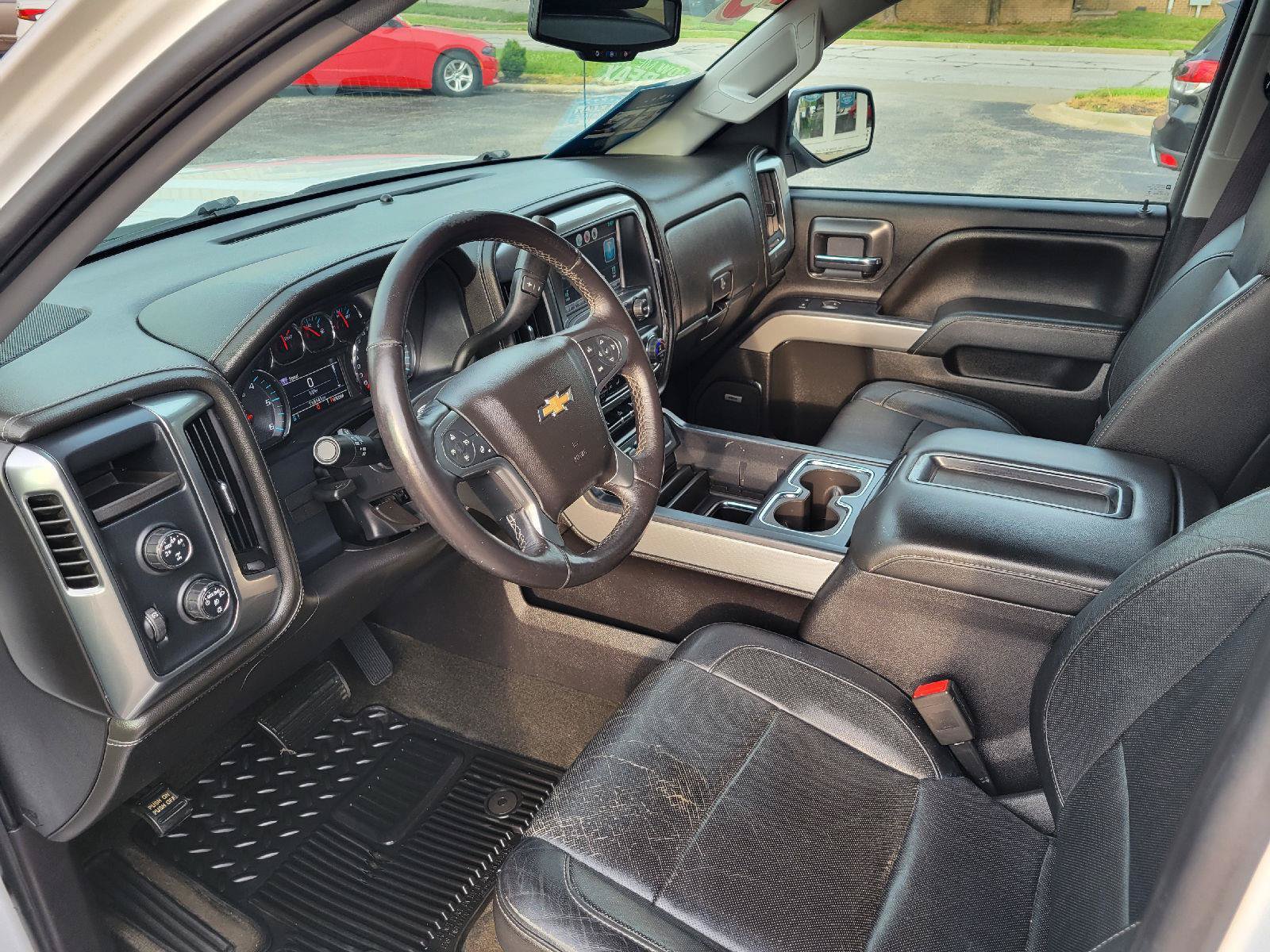 Used 2015 Chevrolet Silverado 1500 LTZ Z71 w/ LTZ Plus Package AWD/4WD image 5