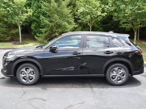 New 2027 Honda HR-V LX image 4