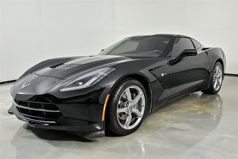 Used 2014 Chevrolet Corvette Stingray Coupe w/ 3LT Preferred Equipment Group RWD image 6