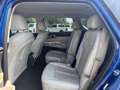 Used 2022 Kia Sorento SX AWD/4WD image 31