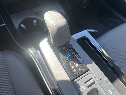 Used 2024 Toyota Prius LE image 15