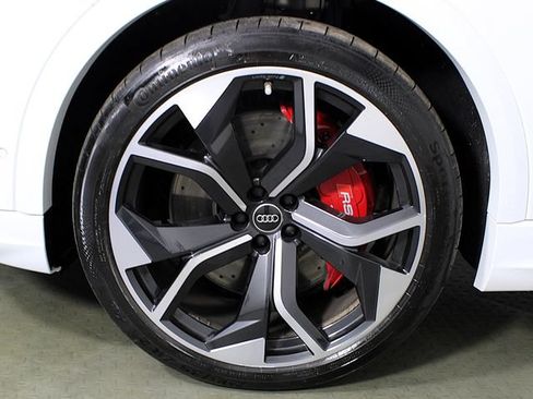 Used 2022 Audi RS Q8 AWD/4WD image 12