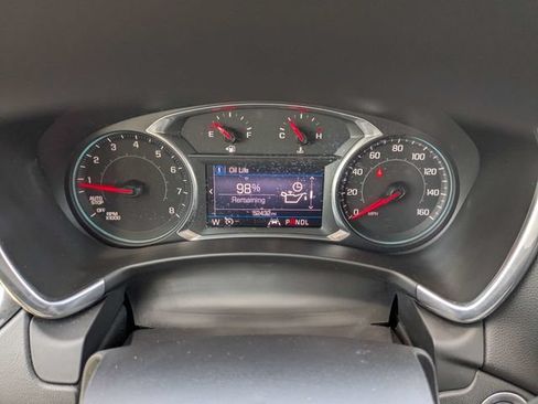 Used 2020 Chevrolet Equinox LT FWD image 31