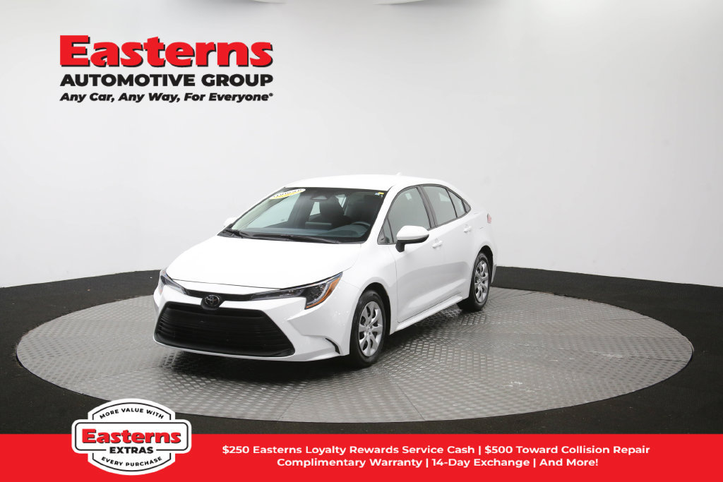 Used 2026 Toyota Corolla LE FWD image 53