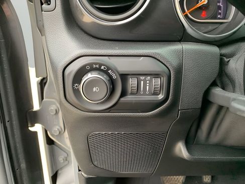 Used 2021 Jeep Wrangler Unlimited Sport image 28