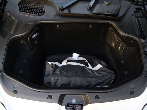 Used 2024 Lamborghini Revuelto AWD/4WD image 31