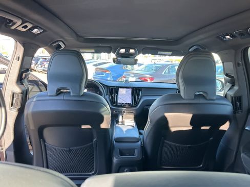 Used 2022 Volvo XC60 T8 R-Design w/ Advanced Package image 31