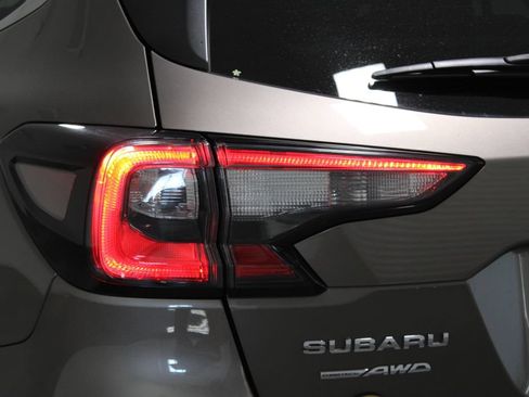 Used 2021 Subaru Outback Premium AWD/4WD image 44
