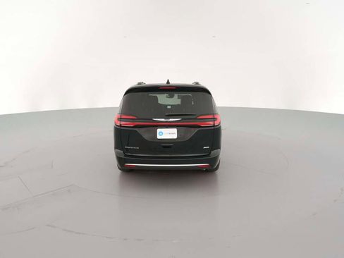 New 2026 Chrysler Pacifica Pinnacle image 10