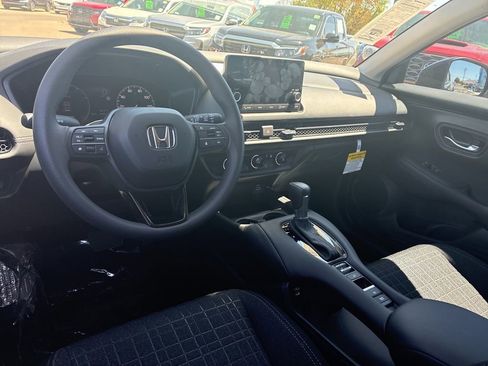 New 2025 Honda HR-V LX image 20