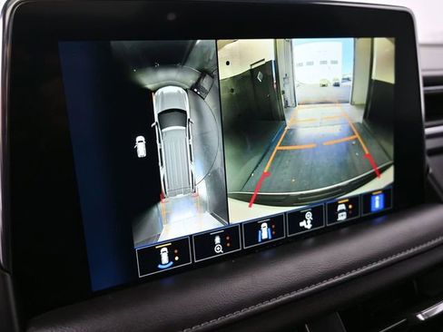 Used 2023 Chevrolet Tahoe LT w/ LT Signature Plus Package image 34