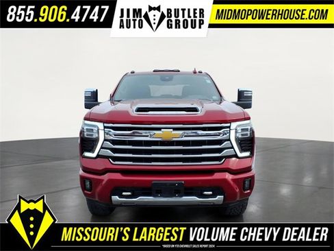 Used 2024 Chevrolet Silverado 2500 High Country w/ High Country Premium Package image 9