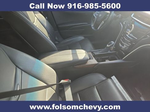 Used 2018 Cadillac XTS Luxury image 3