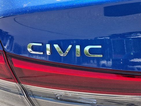 Used 2024 Honda Civic Sport image 29