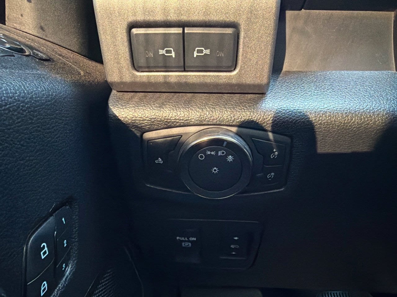 Used 2019 Ford F150 Raptor w/ Equipment Group 802A Luxury AWD/4WD image 28