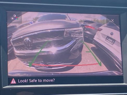 Used 2019 Volkswagen Jetta GLI FWD image 10